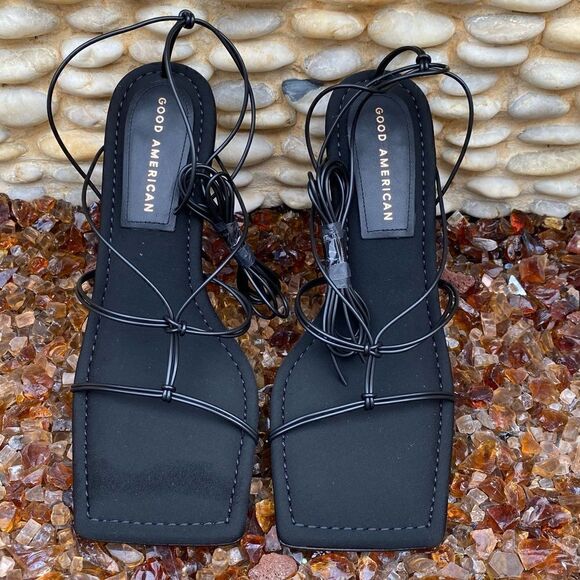 New (NIB): Good American Caged Slanted Sandals in Neoprene Black size 7.5 - Picture 2 of 13
